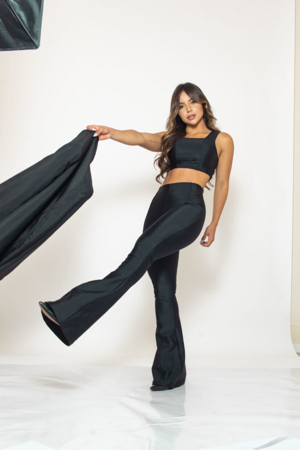 Calça Flare Paris - Preta - Imagem 7