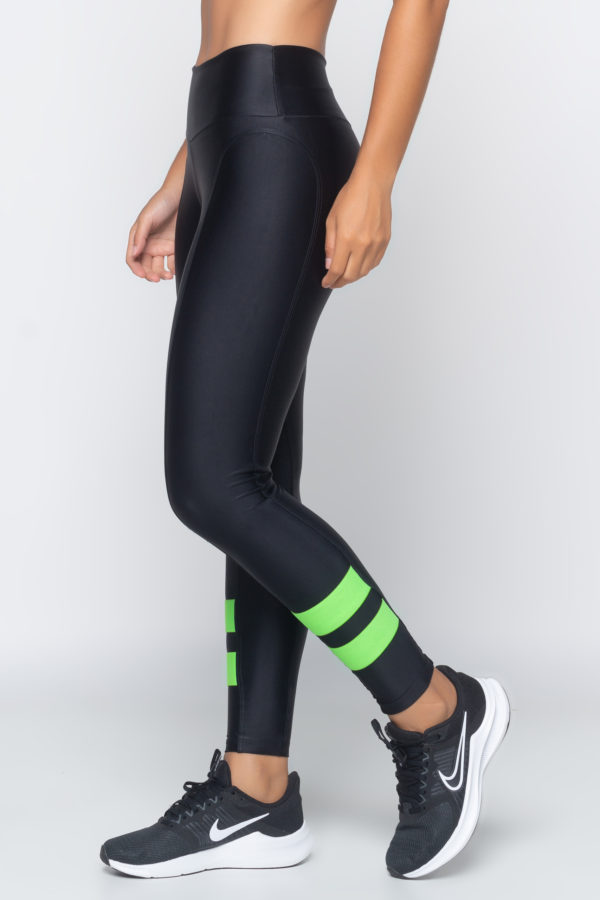 Legging Color Block - Preto com Verde - Imagem 3