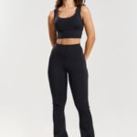 Calça Flare Stride - Preto